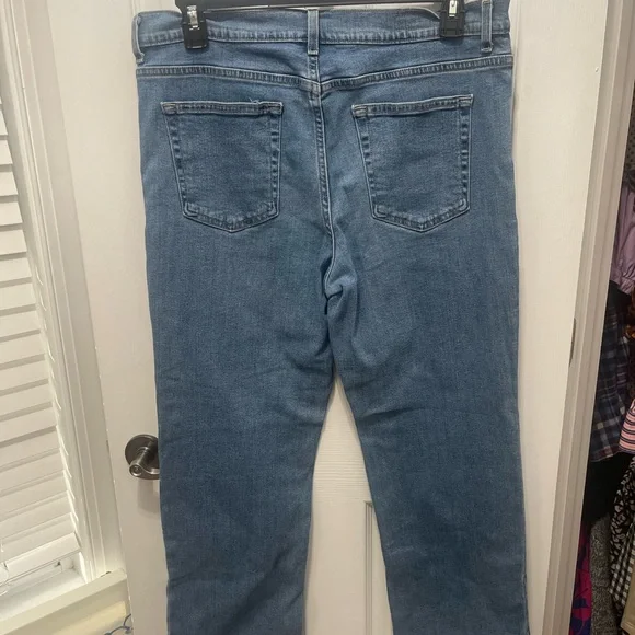 Sonoma Men's Classic Straight Light Blue Jeans - Picture 11 of 13